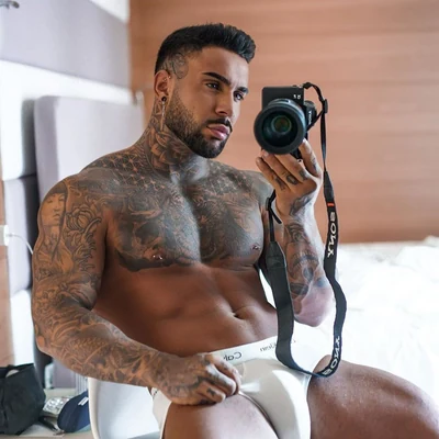Imanol Brown